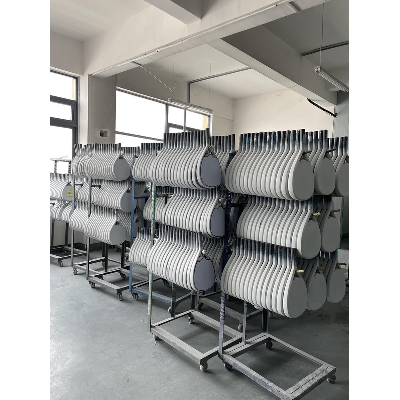 2022 Popular Professional Carbon Fiber Padel Paddle Beach Tennis Rackets OEM for Customers