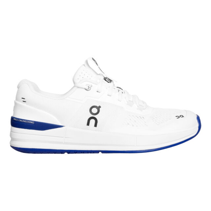 The Roger Pro All Court Shoe Men - White, Dark Blue