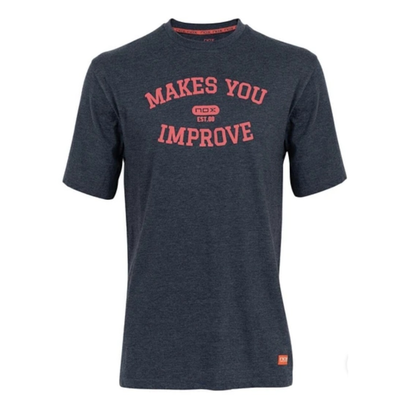 Polera Nox Basic Azul Marino Letras Rojo Coral